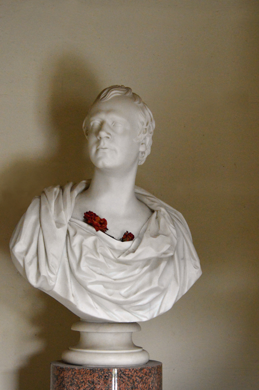 Bust of Robert Burns in Alloway Memorial © 2012 Scotiana