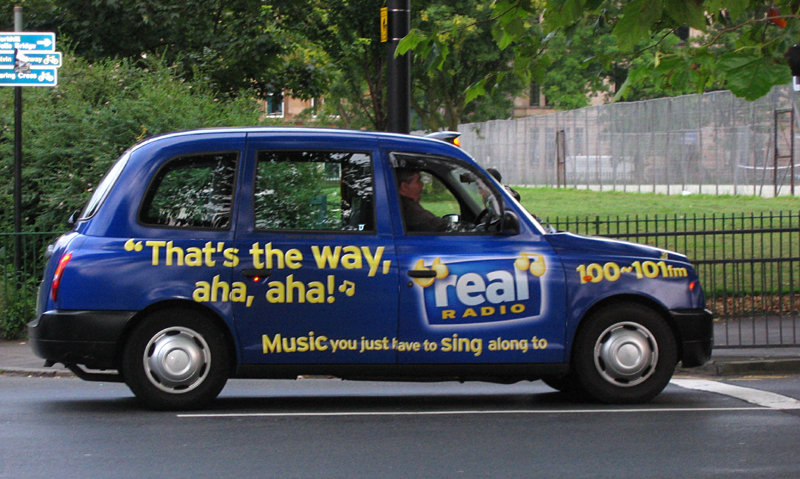 Glasgow blue taxi That's the way aha aha JC © 2007 Scotiana