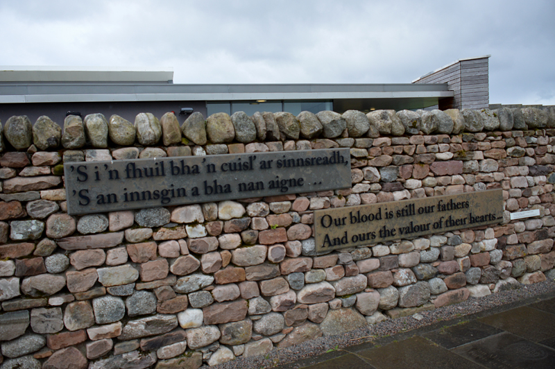 Culloden Visitor Centre wall with in memoriam quotes © 2012 Scotiana