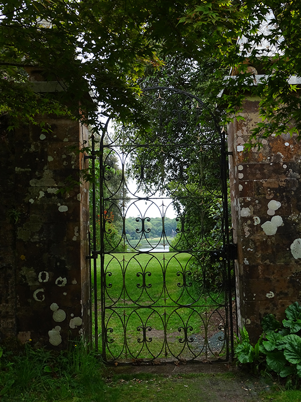 Castle Kennedy entrance gate walled garden © 2015 Scotiana