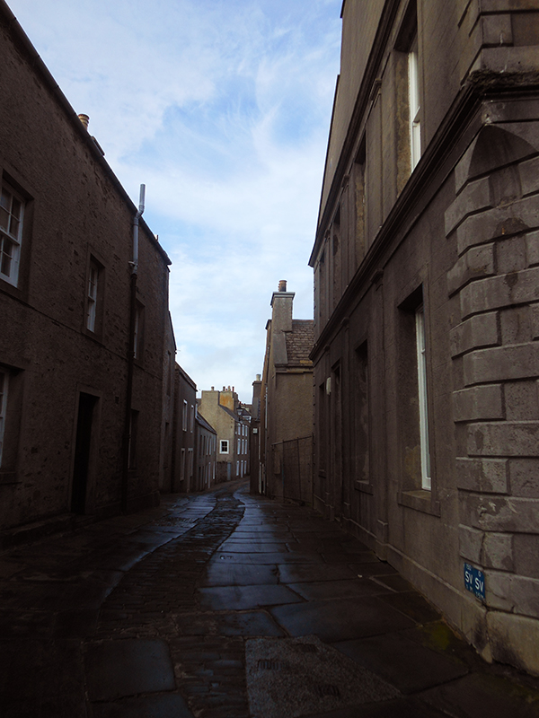 Alfred Street in Stromness © 2012 Scotiana