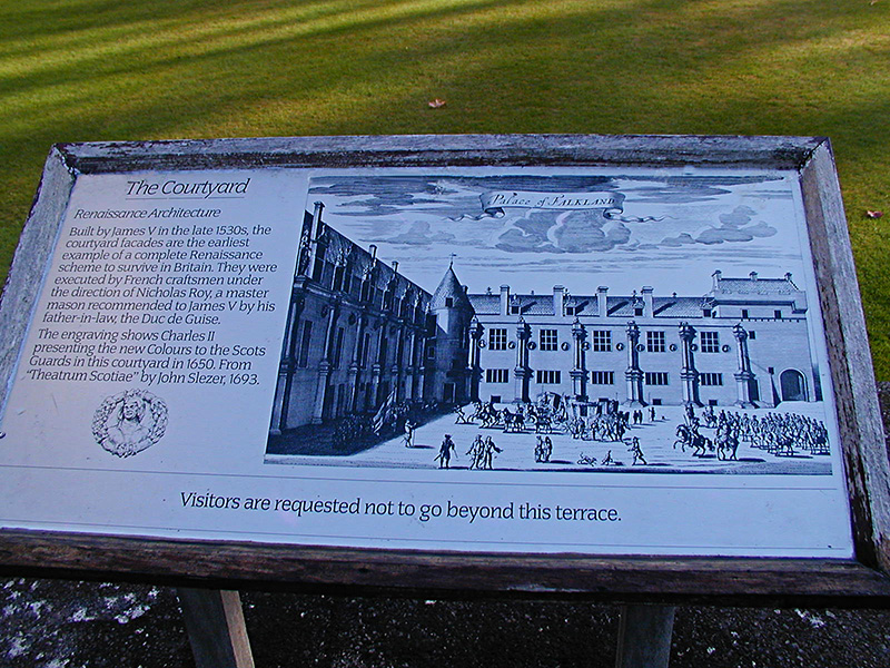 Falkland Palace Courtyard information panel © 2003 Scotiana
