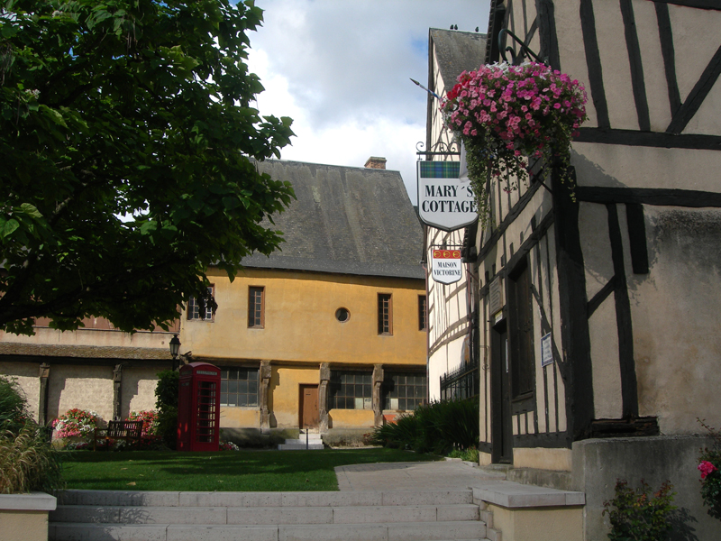 Aubigny-sur-Nère 'City of the Stuarts' rue des Dames Berry France
