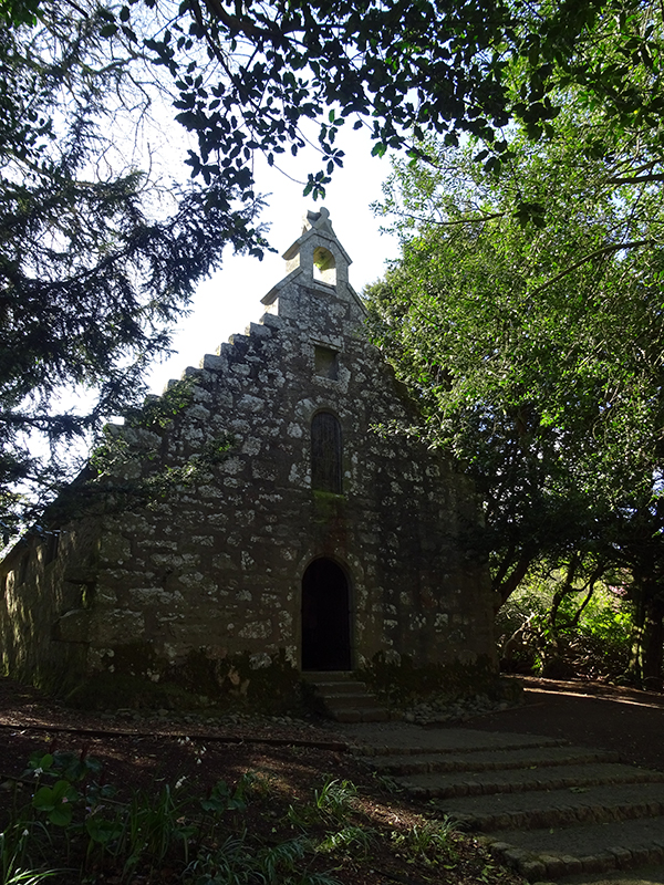 Drum Castle chapel © 2015 Scotiana
