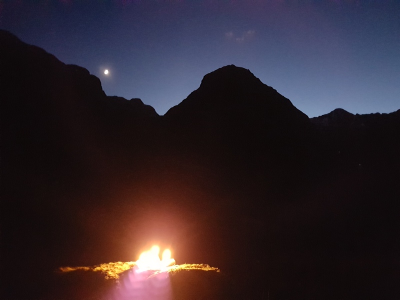Glencoe - Lights in the night © 2020 Scotiana